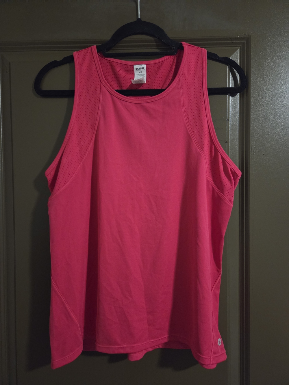RBX Women's Athletic Tank Top in Pink Large Like New
